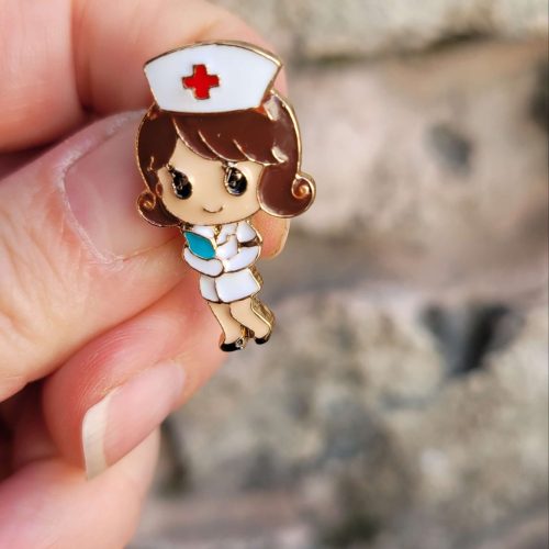 Mini nöbetçi hemşire broş