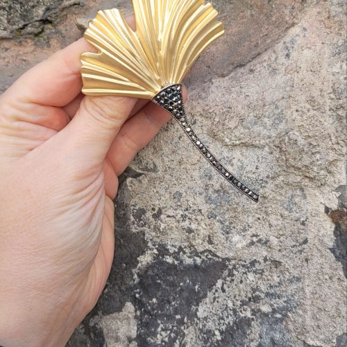 Vintage nude siyah kristal taşlı ginko biloba sonsuzluk ağacı broş