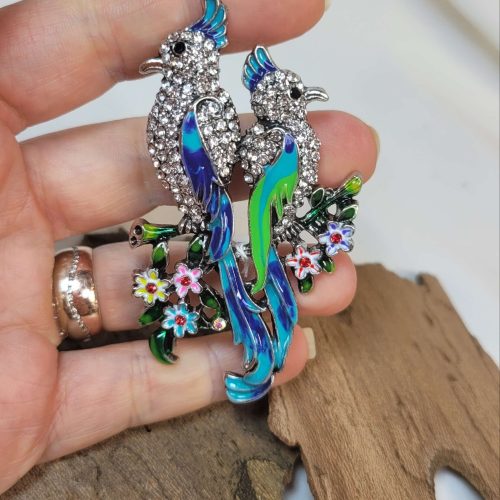 Premium seri  mavi yeşil mineli sakura çiçekli sultan papağan ailesi broş