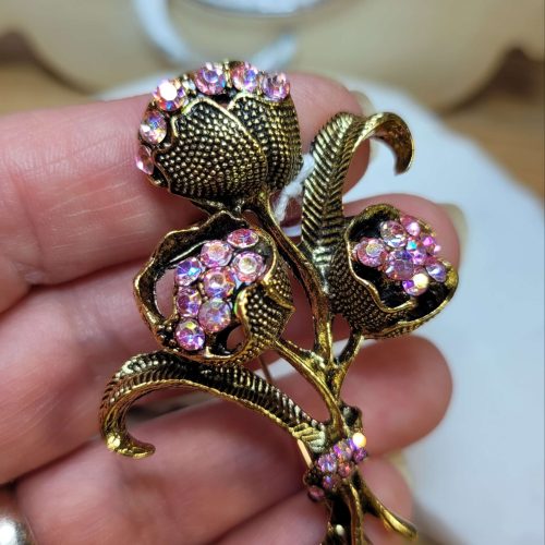 Antik sarı kaplamalı pembe aurora kristalli bir demet lale broş