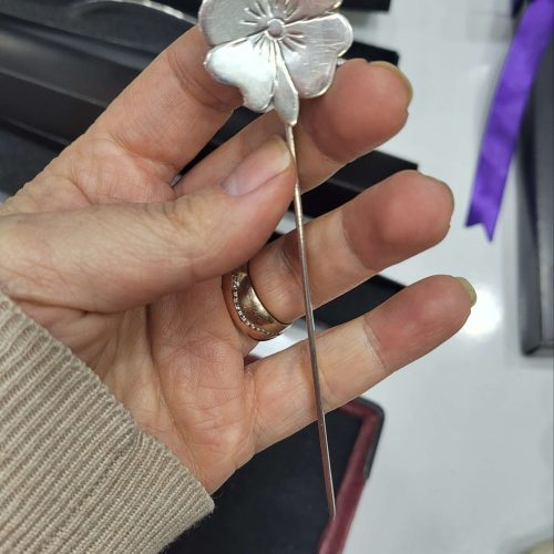 El yapımı 900 ayar gümüş dört yapraklı yonca kitap ayracı