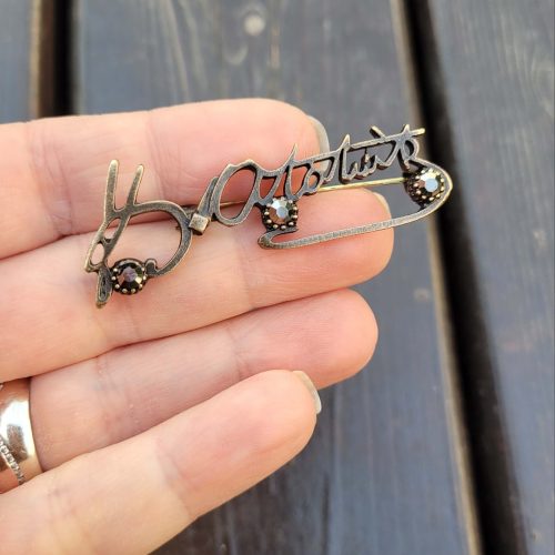 Antik sarı - siyah kristal taşlı Kemal Atatürk imza broş