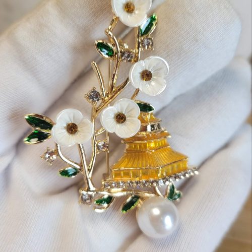 Sarı mineli sarı kristal taşlı sakura bahçesi geleneksel japon evi broş